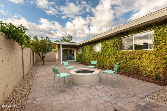 7532 E HAZELWOOD Street, Scottsdale, AZ 85251