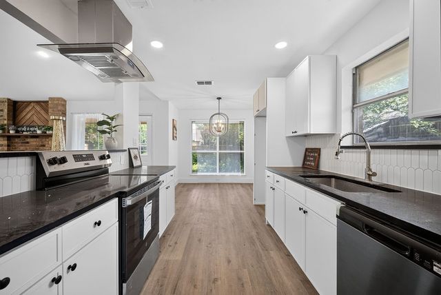 401 Myrtle Drive, Arlington, TX 76018