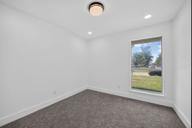 401 Myrtle Drive, Arlington, TX 76018