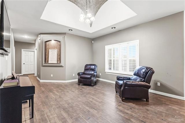 510 Greystone Circle, Alamo, TX 78516