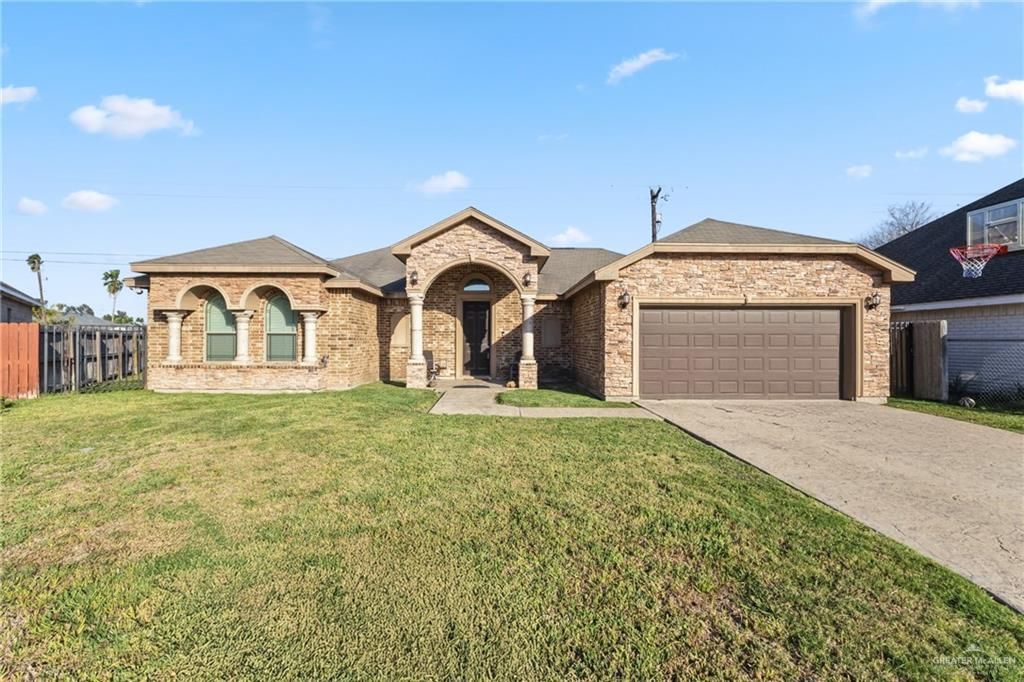 510 Greystone Circle, Alamo, TX 78516