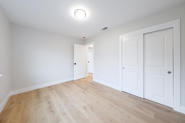 3220 Q St, North Highlands, CA 95660