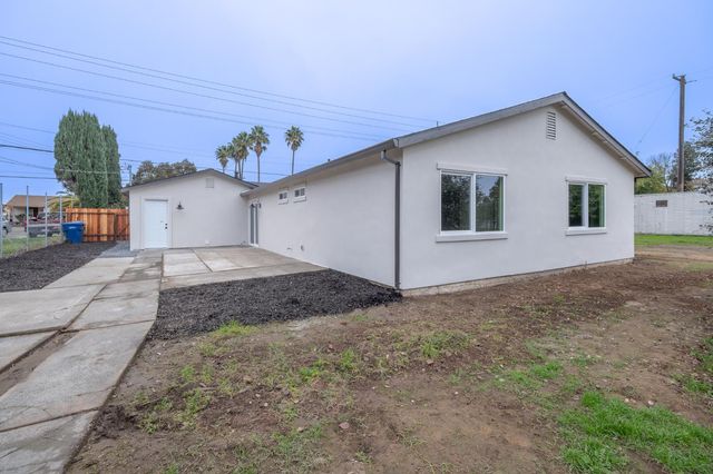 3220 Q St, North Highlands, CA 95660
