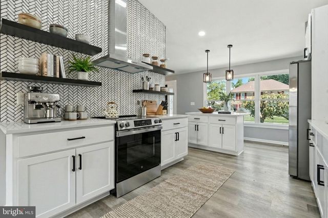 1697 BARRISTER CT, Crofton, MD 21114