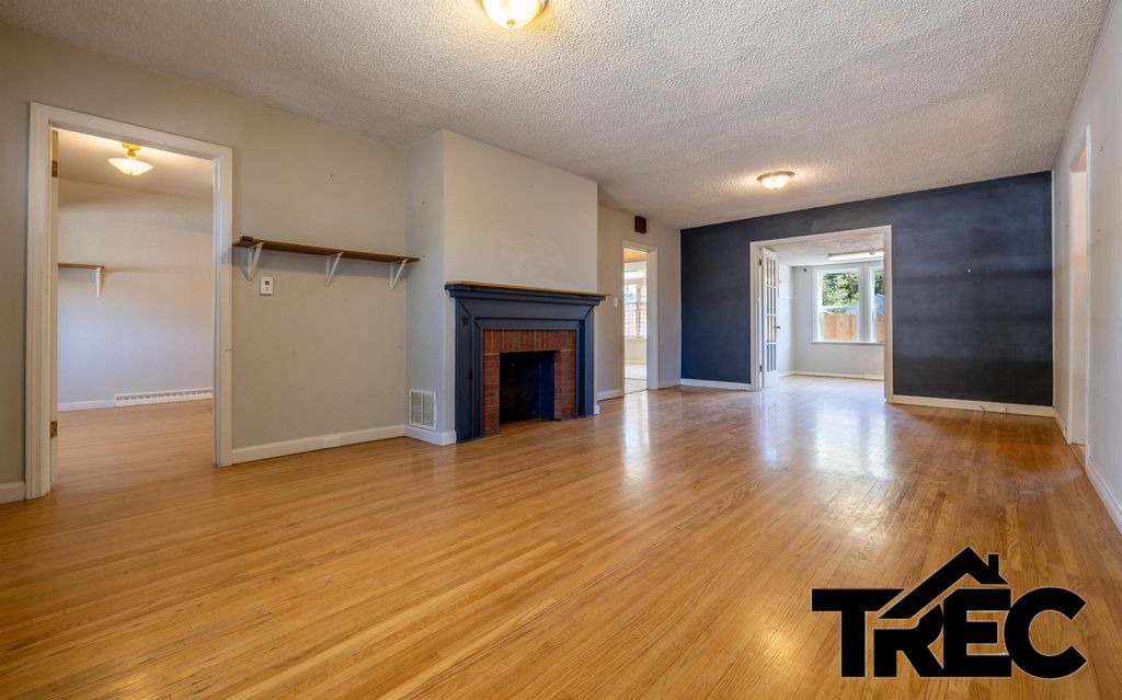625 N Clark St, Powell, WY 82435 photo 3