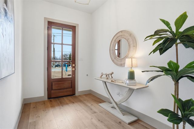 1012 N Oak Street, Roanoke, TX 76262