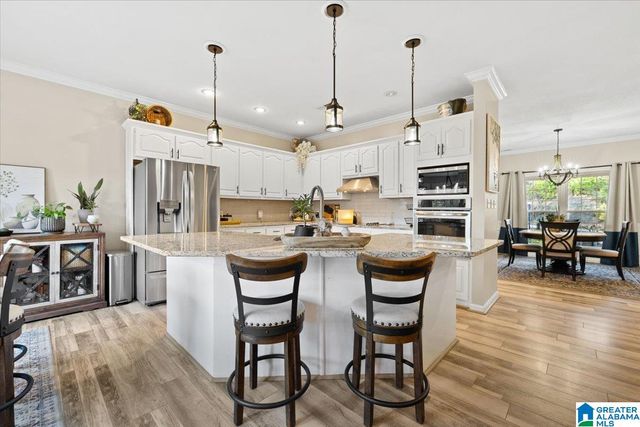 836 LAKESHORE LANE, Oneonta, AL 35121