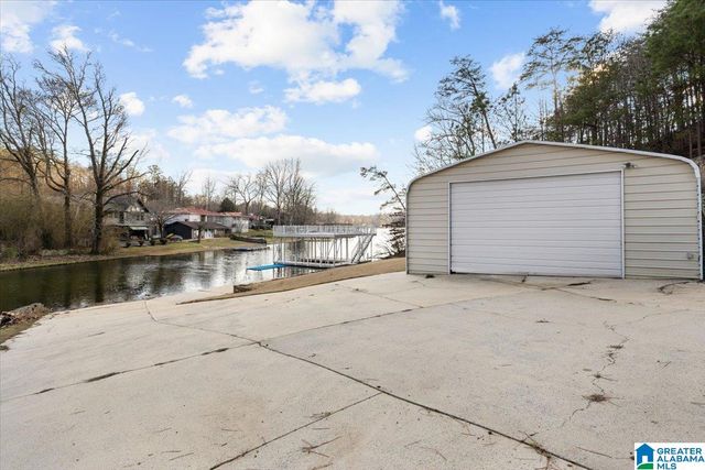 836 LAKESHORE LANE, Oneonta, AL 35121