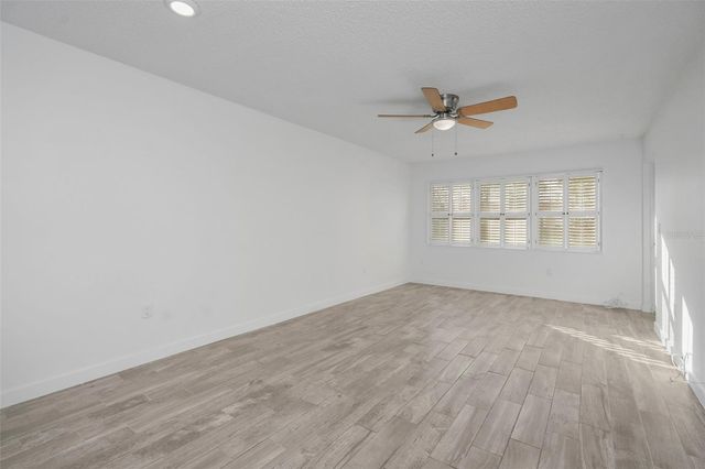 4805 ALT 19 311, Palm Harbor, FL 34683