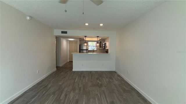 4805 ALT 19 311, Palm Harbor, FL 34683