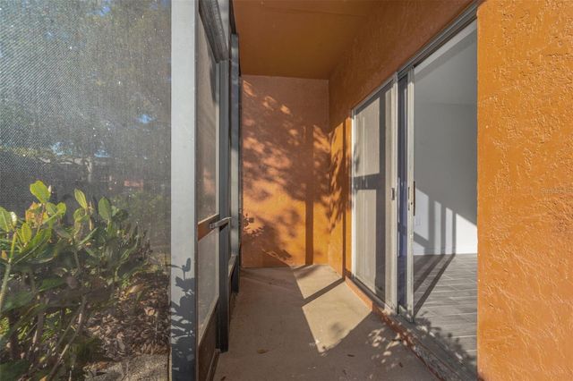 4805 ALT 19 311, Palm Harbor, FL 34683