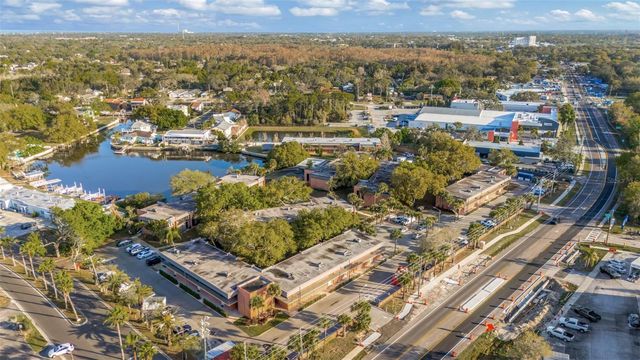 4805 ALT 19 311, Palm Harbor, FL 34683