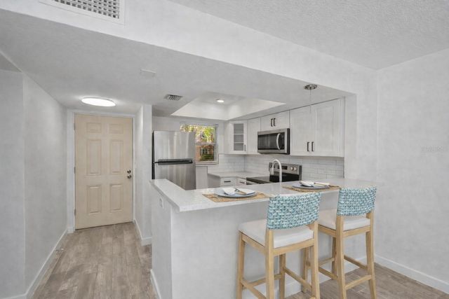 4805 ALT 19 311, Palm Harbor, FL 34683