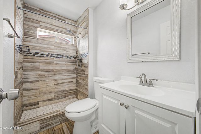 5439 W BECKER Lane, Glendale, AZ 85304