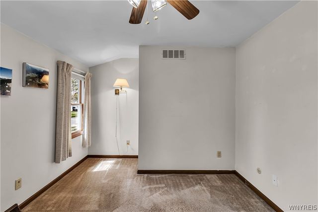 72 October Lane, Amherst, NY 14228