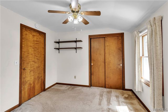 72 October Lane, Amherst, NY 14228