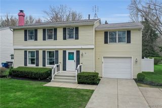 72 October Lane, Amherst, NY 14228