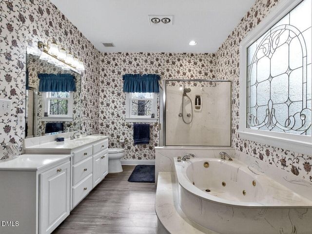 517 Post Oak Court, Archer Lodge, NC 27527