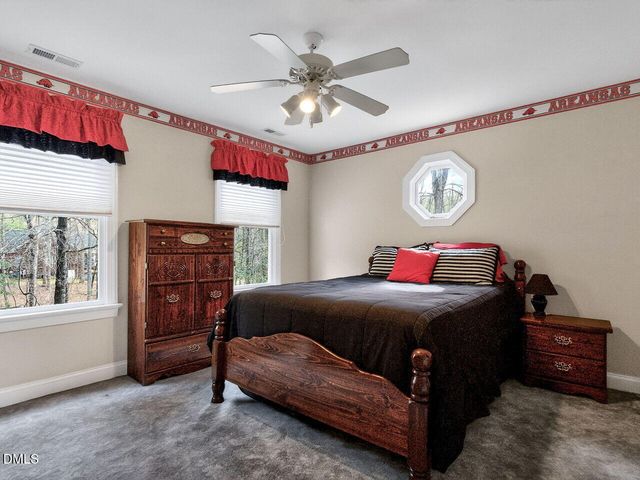 517 Post Oak Court, Archer Lodge, NC 27527