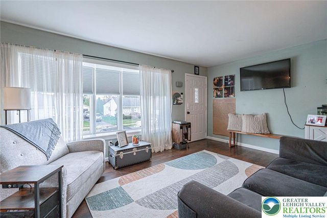 1548 Dale Lane, Bethlehem City, PA 18018