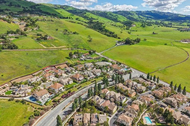 3866 Evangelho Circle, San Jose, CA 95148