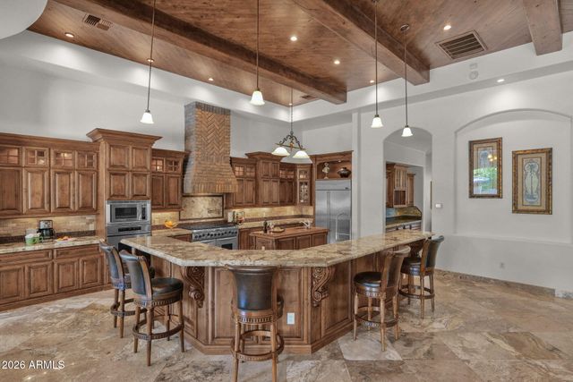 3055 E WATERMAN Way, Gilbert, AZ 85297