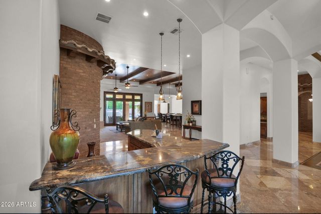 3055 E WATERMAN Way, Gilbert, AZ 85297