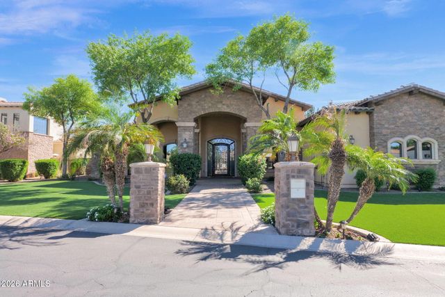 3055 E WATERMAN Way, Gilbert, AZ 85297