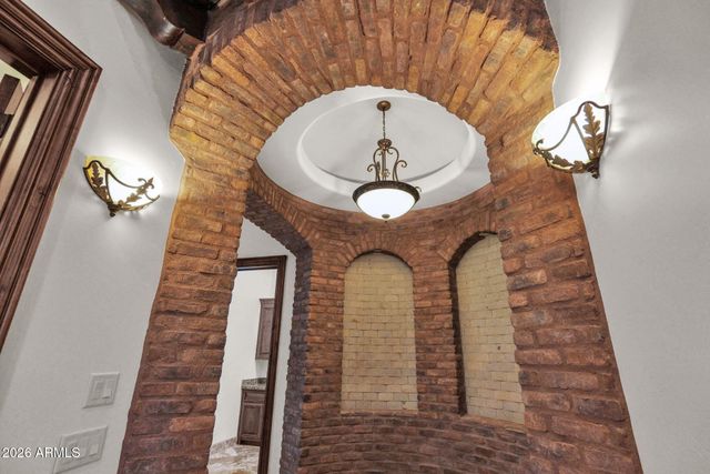 3055 E WATERMAN Way, Gilbert, AZ 85297