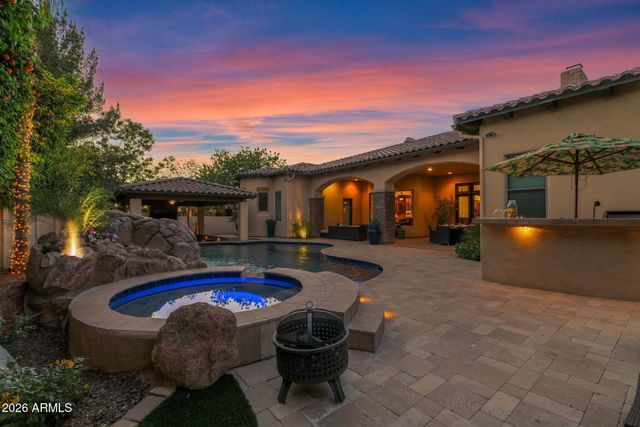 3055 E WATERMAN Way, Gilbert, AZ 85297