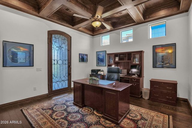 3055 E WATERMAN Way, Gilbert, AZ 85297