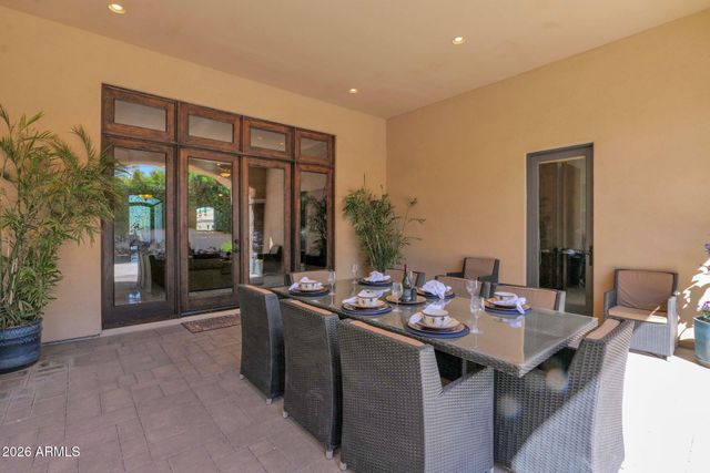 3055 E WATERMAN Way, Gilbert, AZ 85297