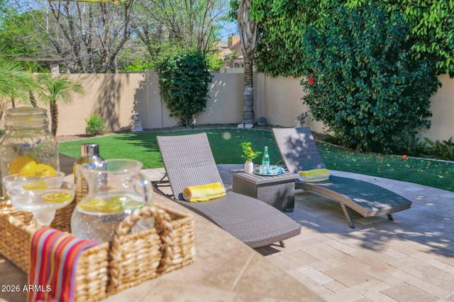 3055 E WATERMAN Way, Gilbert, AZ 85297