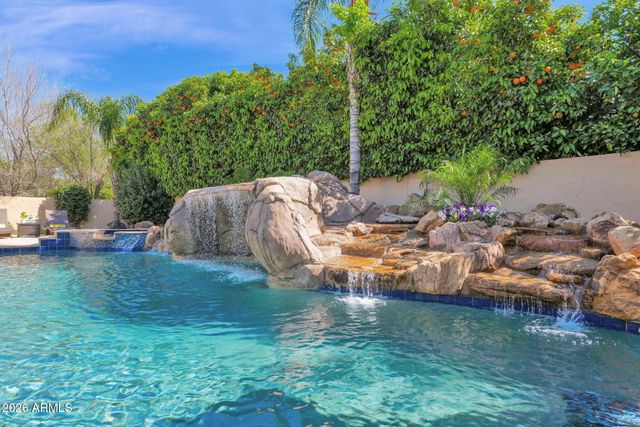 3055 E WATERMAN Way, Gilbert, AZ 85297