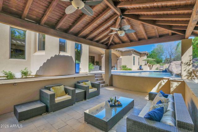 3055 E WATERMAN Way, Gilbert, AZ 85297