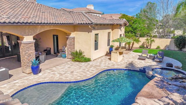 3055 E WATERMAN Way, Gilbert, AZ 85297