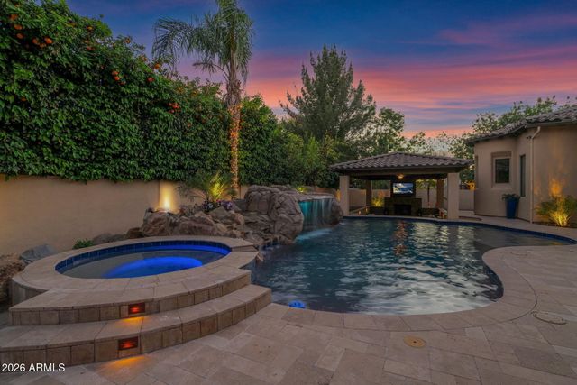 3055 E WATERMAN Way, Gilbert, AZ 85297