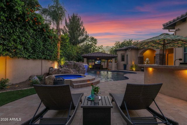 3055 E WATERMAN Way, Gilbert, AZ 85297