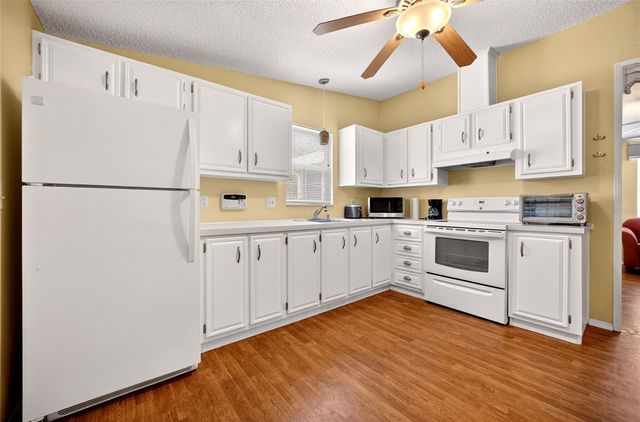 1222 ZAPATA PLACE, Lady Lake, FL 32159