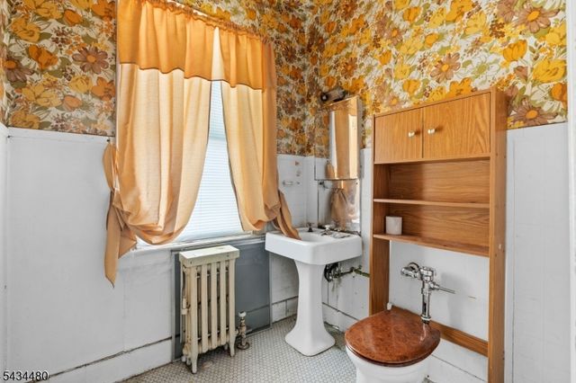 124 Vassar Ave, Newark City, NJ 07112