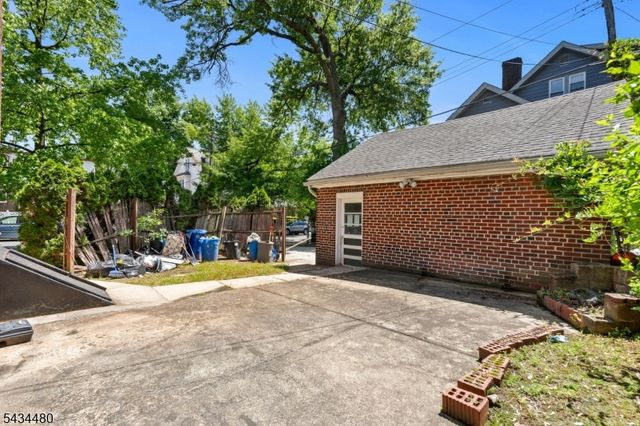 124 Vassar Ave, Newark City, NJ 07112