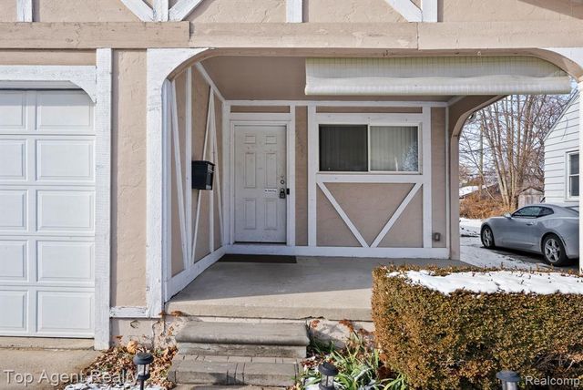 24297 Dale Avenue, Eastpointe, MI 48021