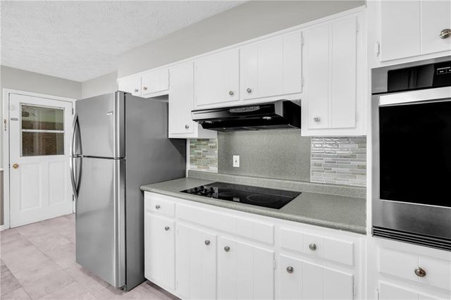 474 Royal Oaks Terrace, Stone Mountain, GA 30087