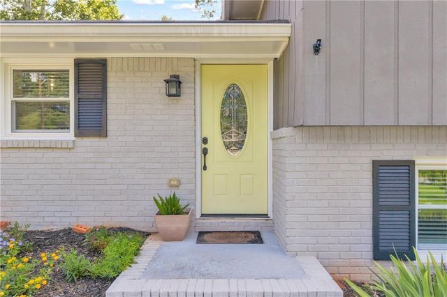 474 Royal Oaks Terrace, Stone Mountain, GA 30087