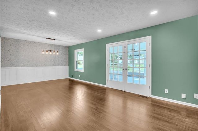 474 Royal Oaks Terrace, Stone Mountain, GA 30087