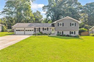 474 Royal Oaks Terrace, Stone Mountain, GA 30087
