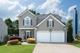 230 Leasingworth Way, Roswell, GA 30075