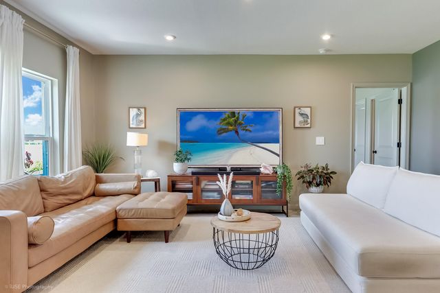 423 Acai Lane, Fort Pierce, FL 34981