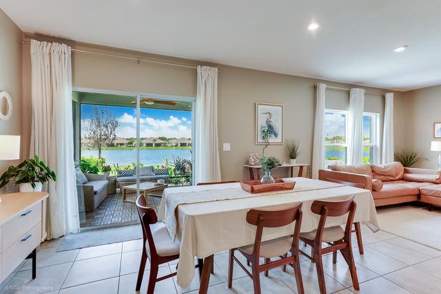 423 Acai Lane, Fort Pierce, FL 34981
