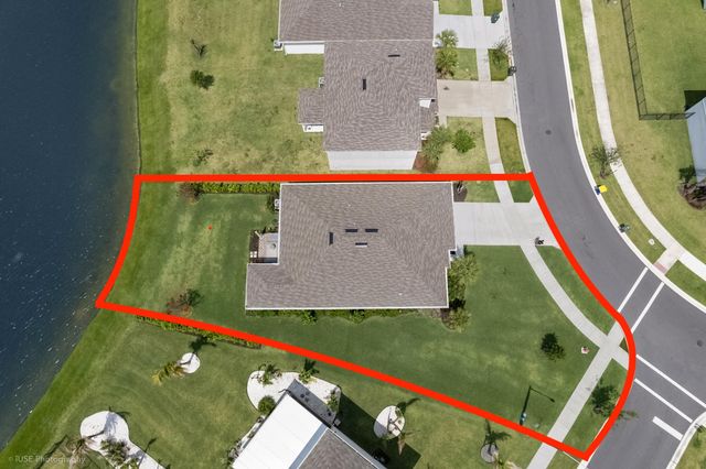 423 Acai Lane, Fort Pierce, FL 34981